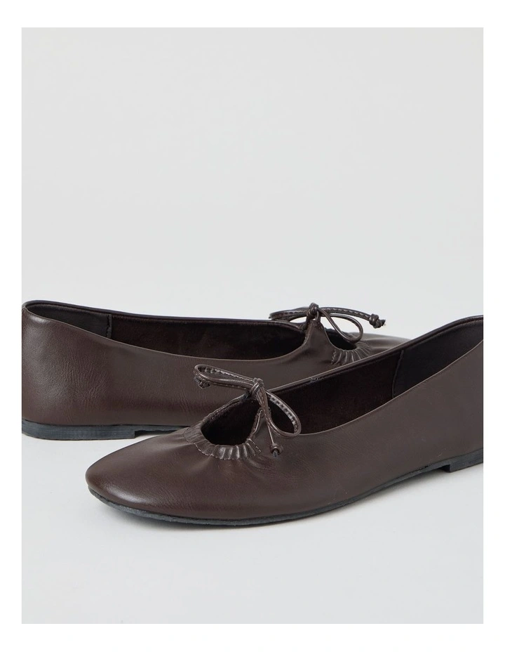 Eliza Flat Shoes in Chocolate image 4