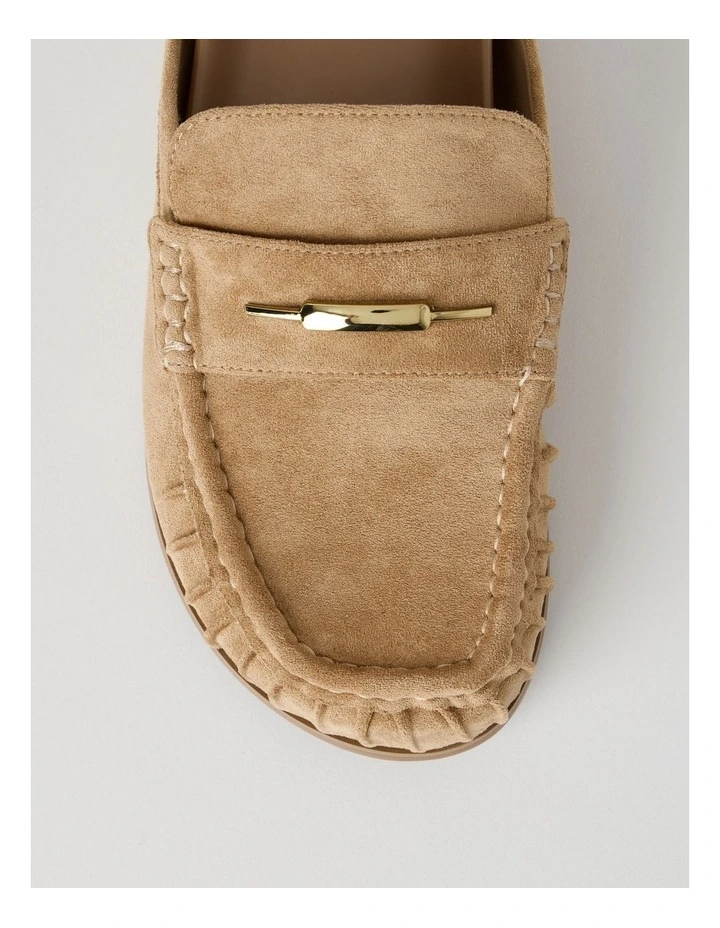 Lebron Flat Shoes in Camel image 6