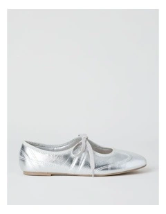 Sabrina Flat Shoes in Silver