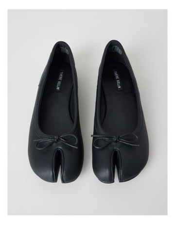 Black colour