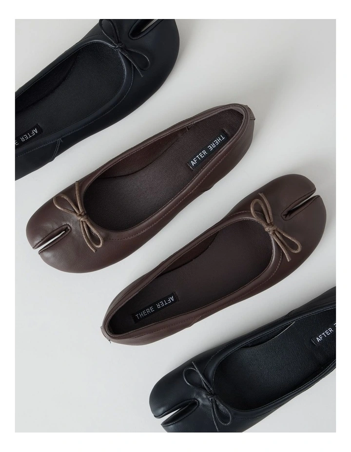 Vinny Flat Shoes in Chocolate image 7