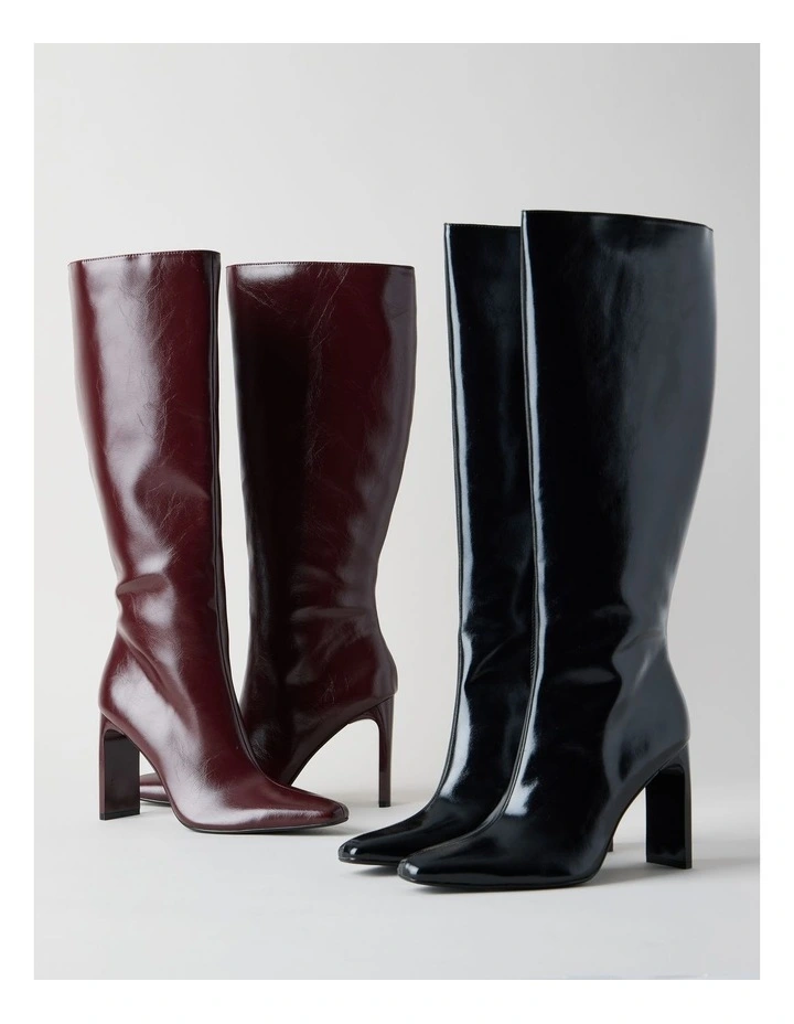 Robbie Boot in Black image 3