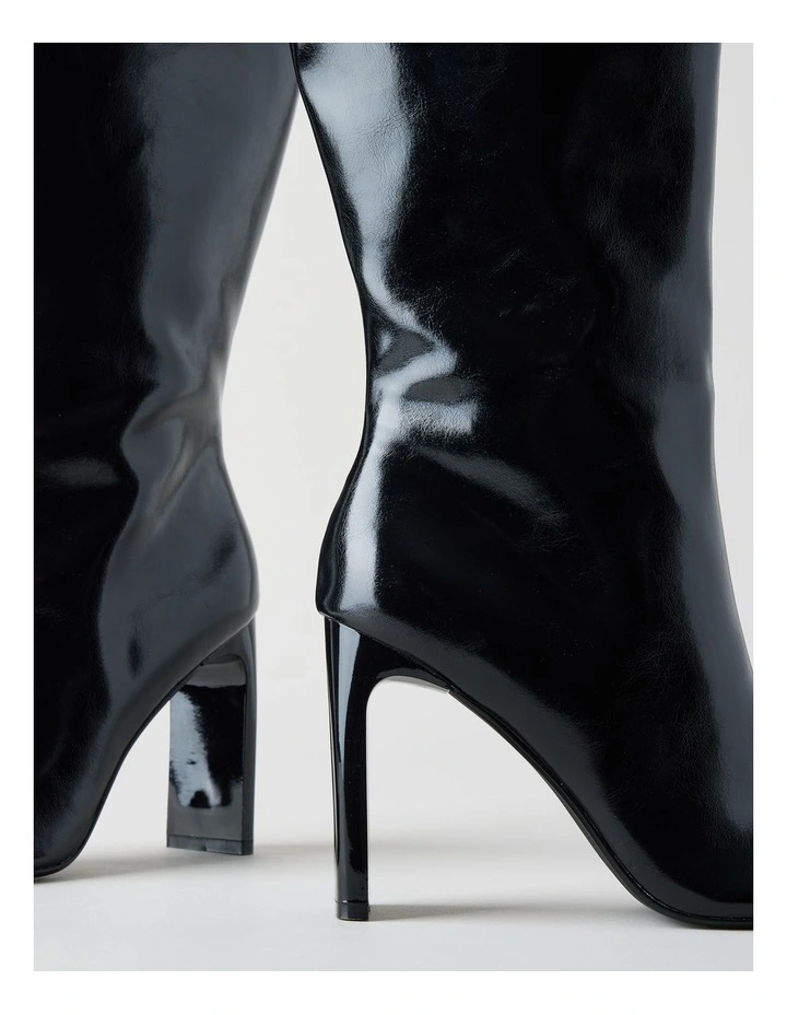 Robbie Boot in Black image 4