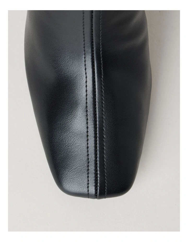 Hart Boot in Black image 7