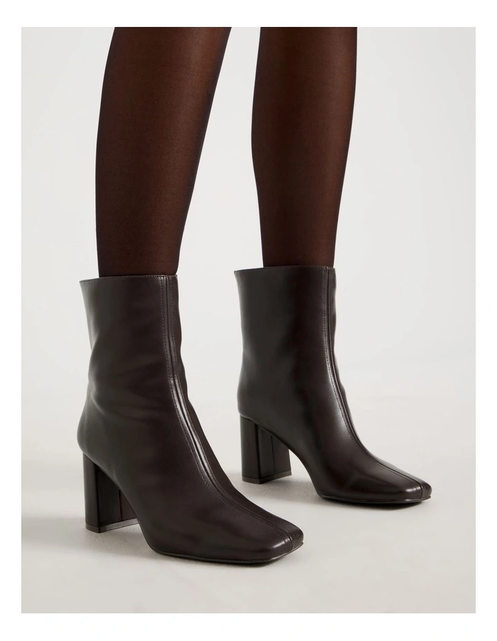 Hart Boot in Chocolate image 2