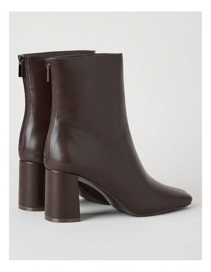 Hart Boot in Chocolate image 5