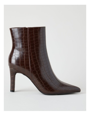 Chocolate colour