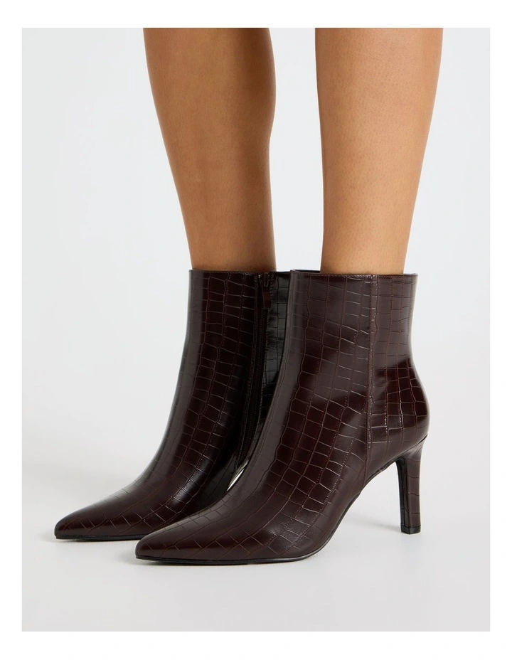 Sage Boot in Chocolate image 2