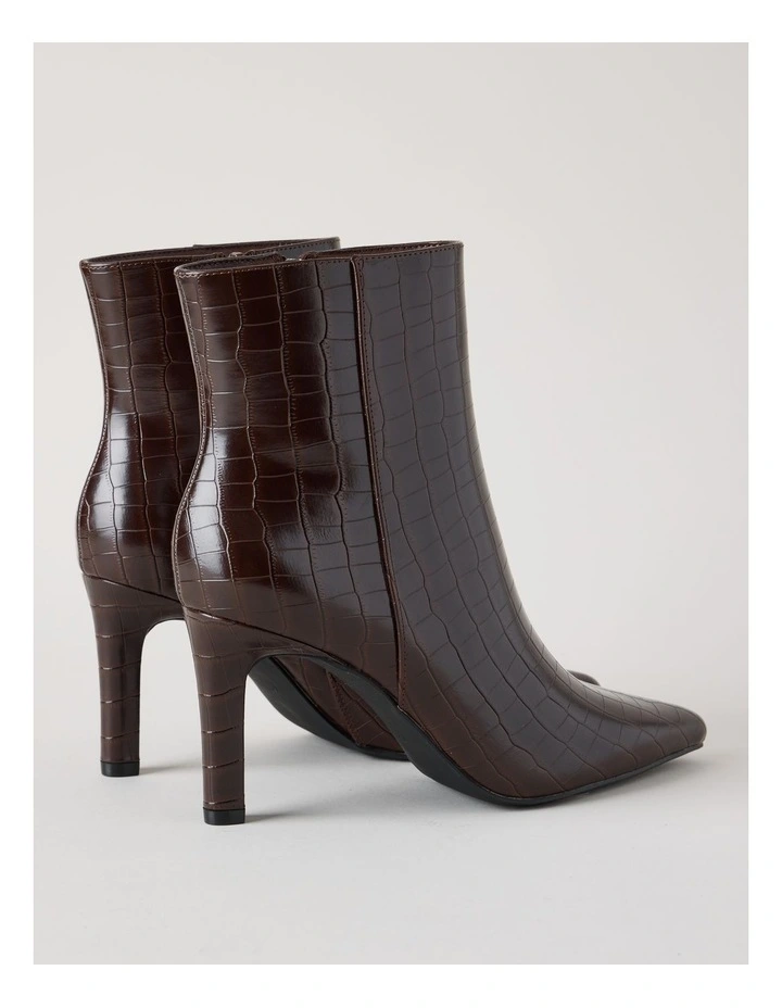 Sage Boot in Chocolate image 5