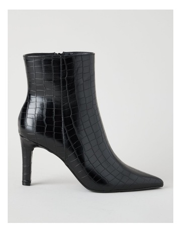 Black colour