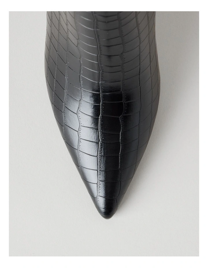 Sage Boot in Black image 6