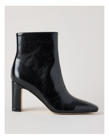 Black colour