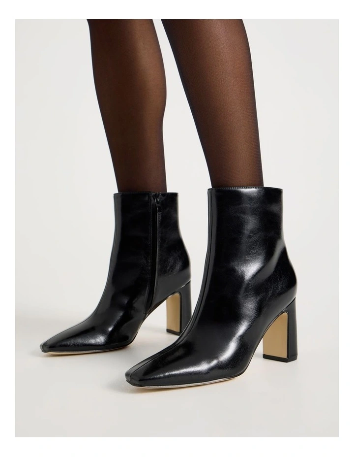 Kourtney Boot in Black image 2