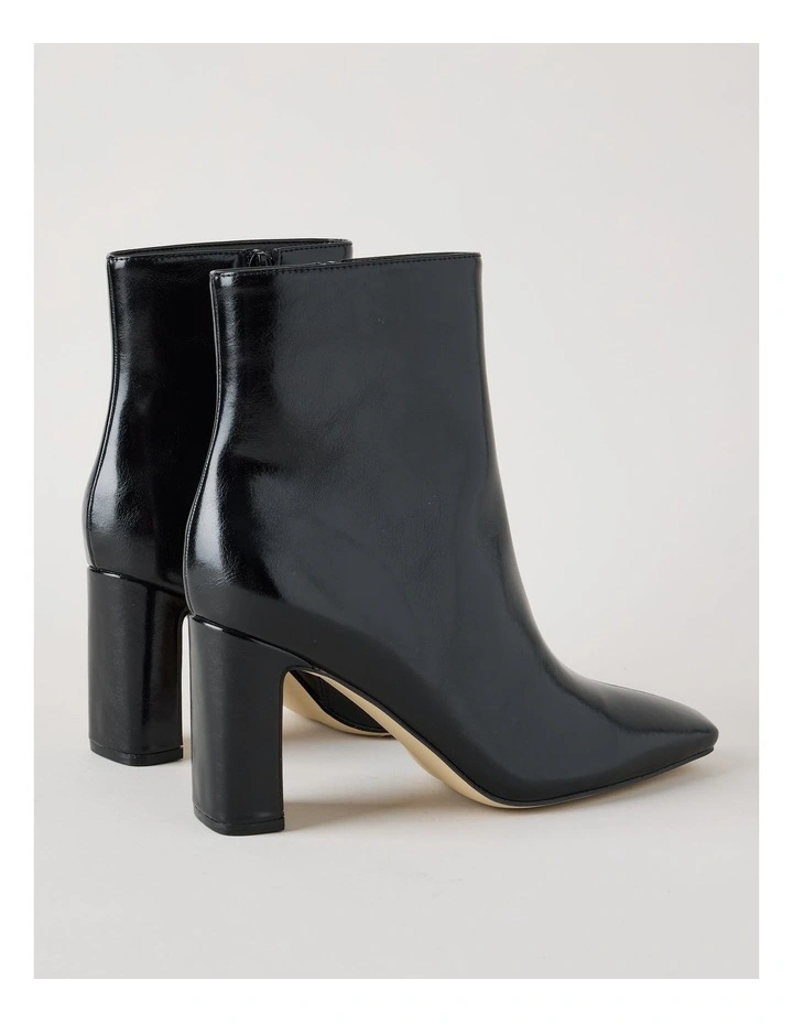 Kourtney Boot in Black image 4