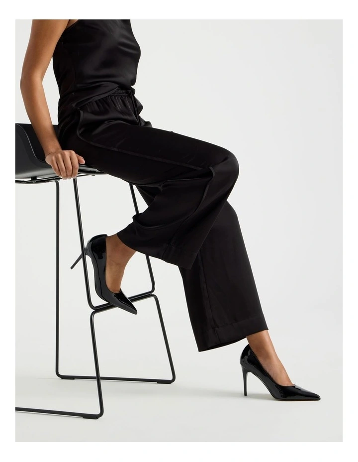 Xenia Heeled Shoes in Black image 2