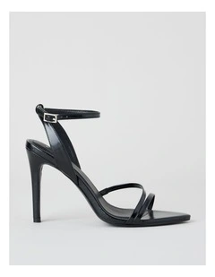 Kylie Heeled Shoes in Black