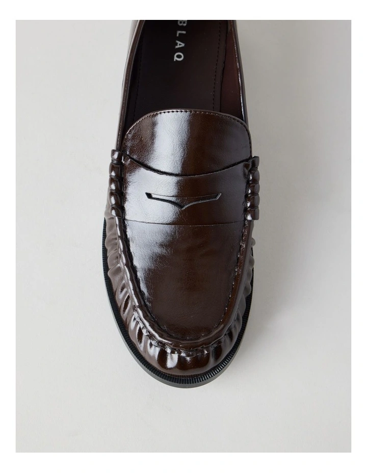 Alexandra Flat Shoes in Chocolate image 6