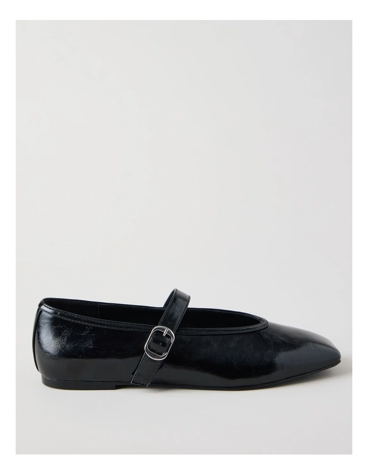 Lana Flat Shoes in Black image 1