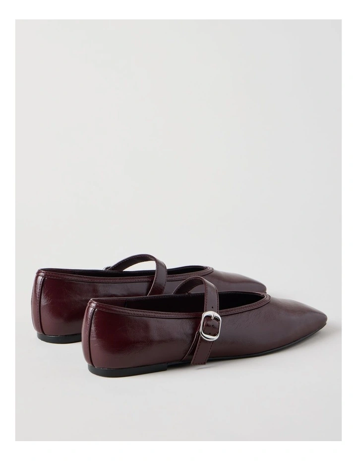 Lana Flat Shoes in Fig image 6