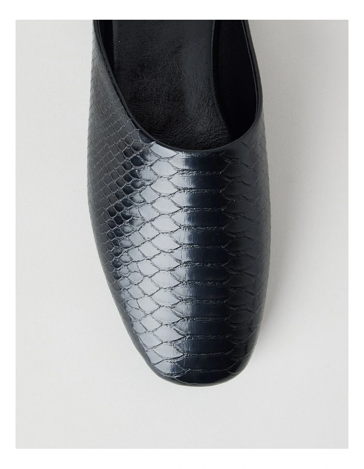 Aria Flat Shoes in Black Croc image 5