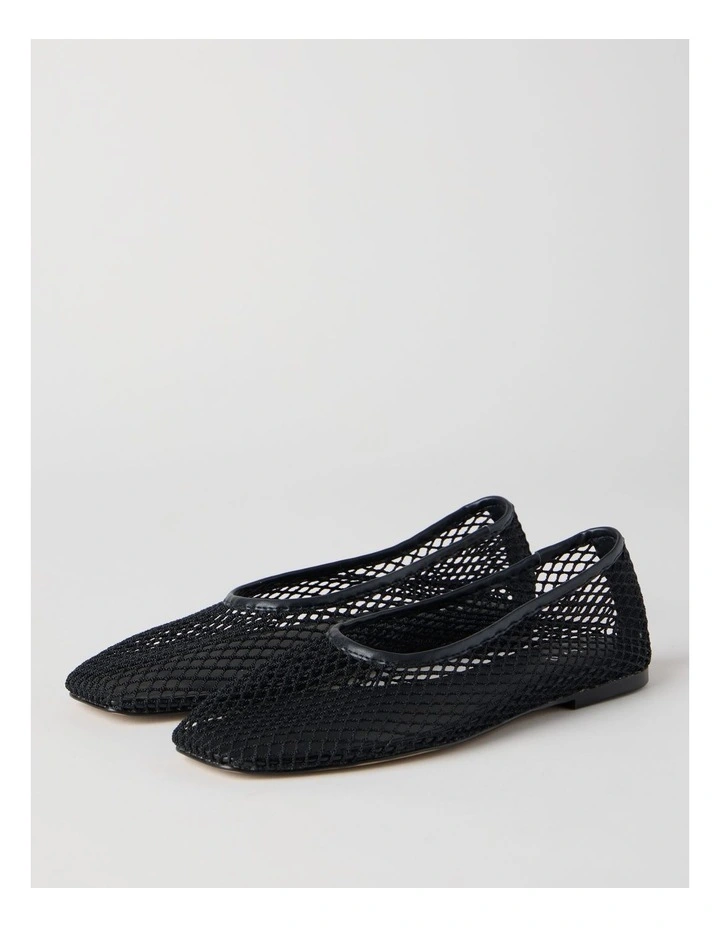 Willow Flat Shoes in Black image 3