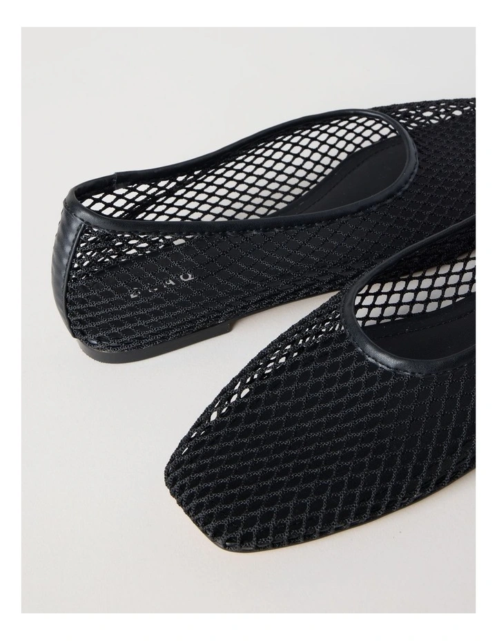 Willow Flat Shoes in Black image 4