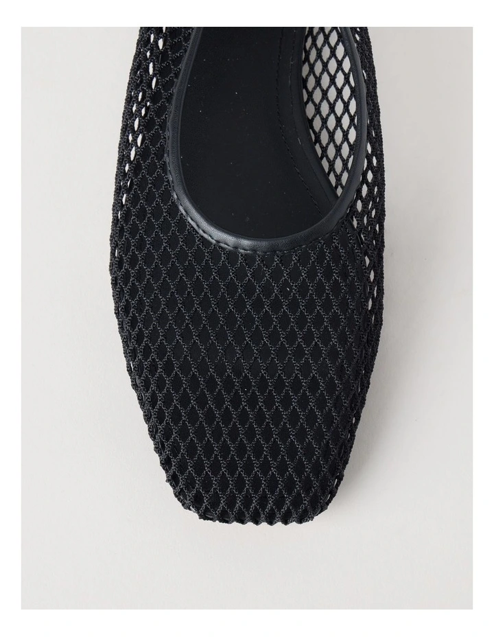 Willow Flat Shoes in Black image 7
