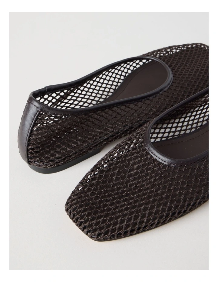 Willow Flat Shoes in Chocolate image 5