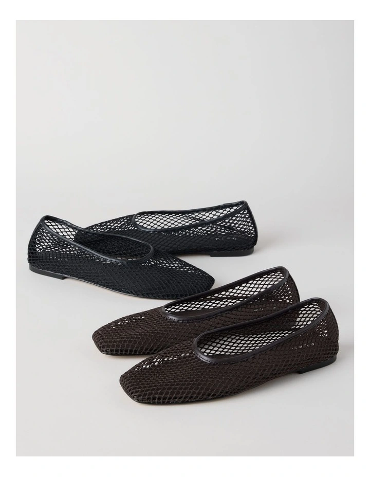 Willow Flat Shoes in Chocolate image 10