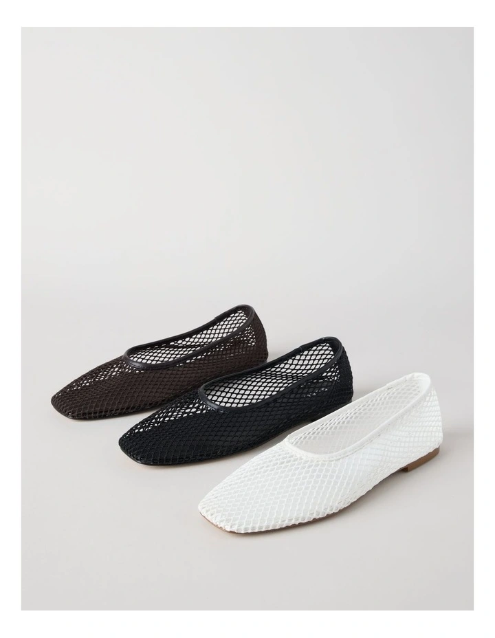 Willow Flat Shoes in White image 7