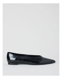 Maggie Flat Shoes in Black