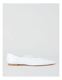 Maggie Flat Shoes in White