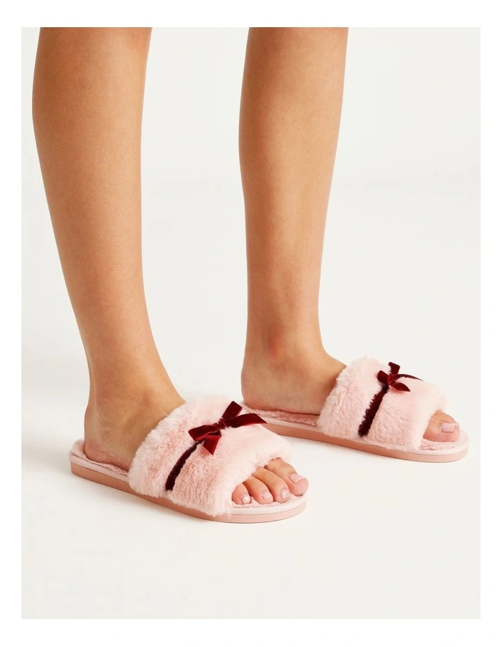 Noelle Slipper in Pink image 2