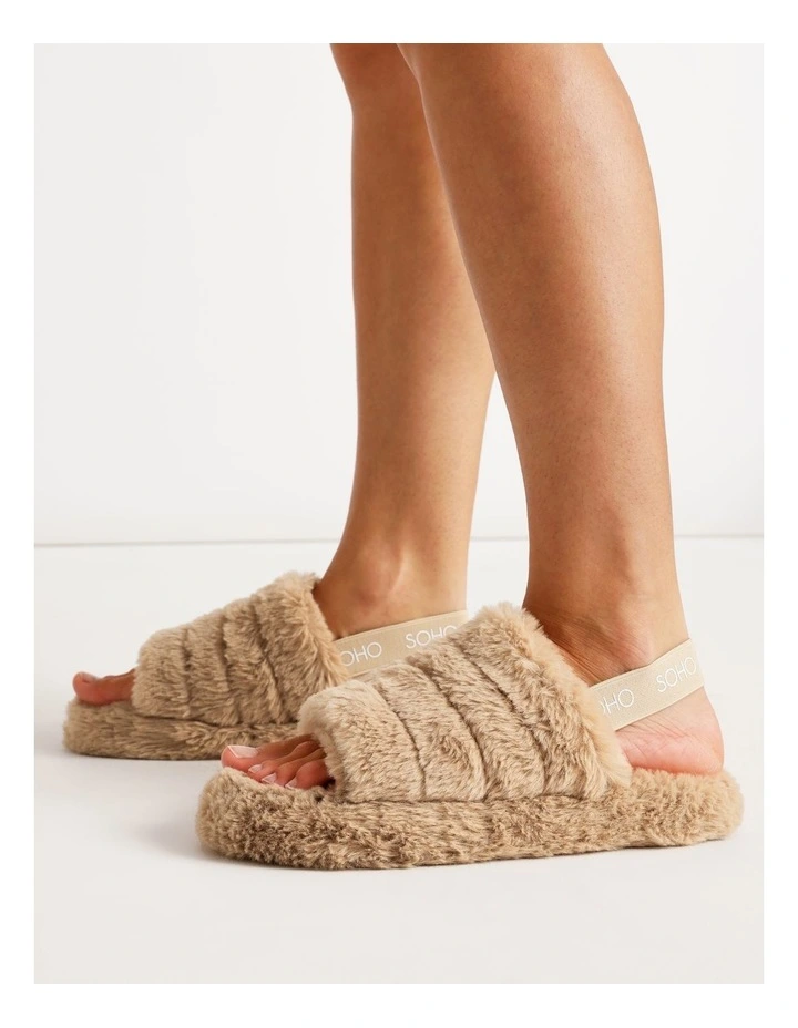 Summer Slipper in Beige image 2