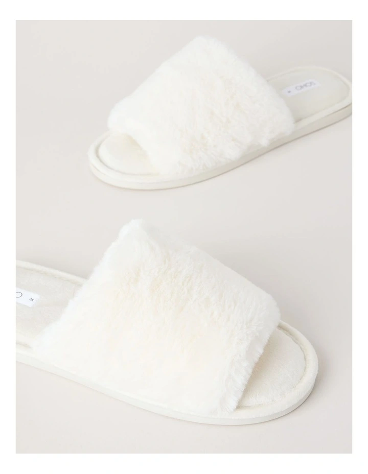 Miley Slipper in Cream image 4