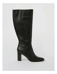 Roxy Boot in Black