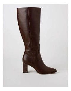 Roxy Boot in Chocolate Leather