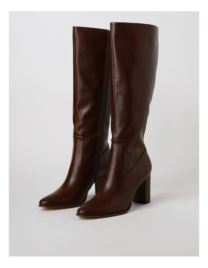 Roxy Boot in Chocolate Leather image 3