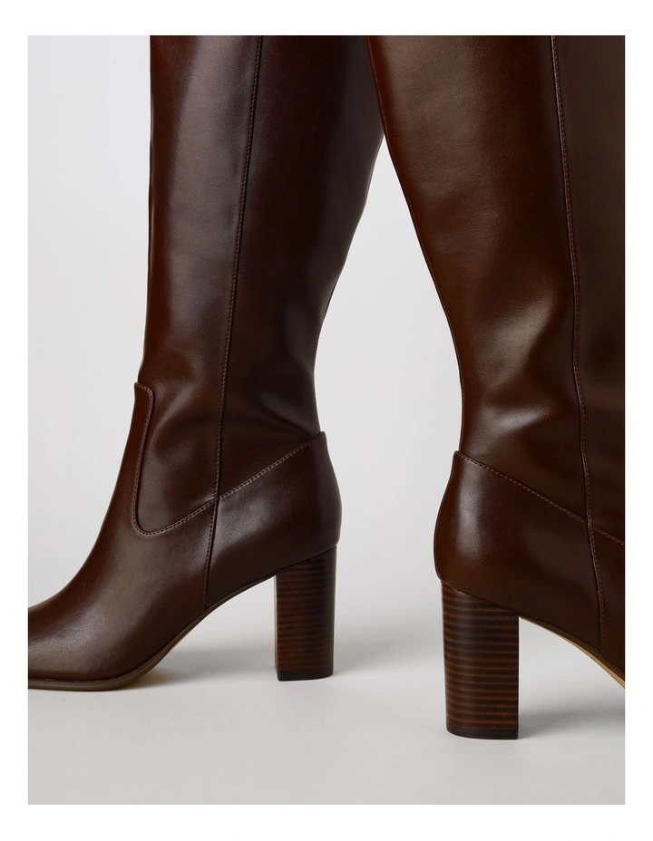 Roxy Boot in Chocolate Leather image 4