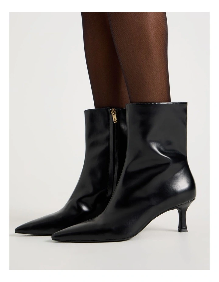 Chad Boot in Black image 2