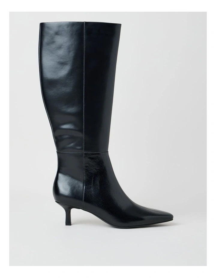 Diaz Boot in Black image 1