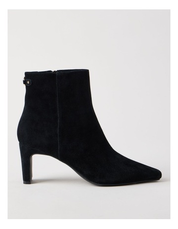 Black Suede colour