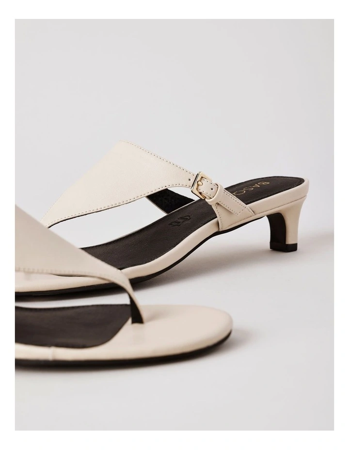 Tori Sandal in Ecru Leather image 4