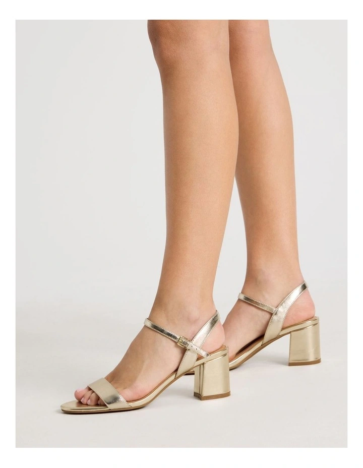 Rozz Sandal in Gold image 2