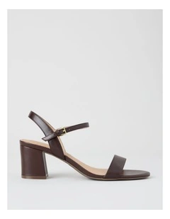 Rozz Sandal in Chocolate