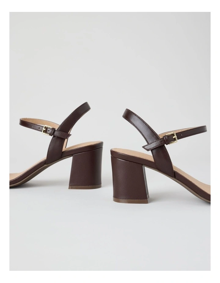 Rozz Sandal in Chocolate image 5