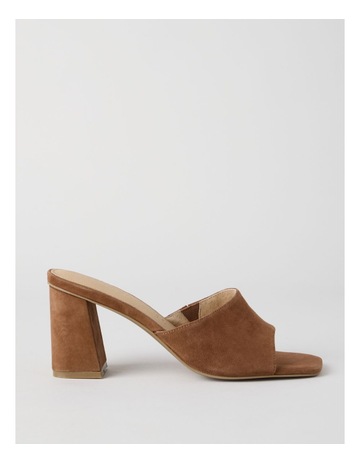 Tan colour