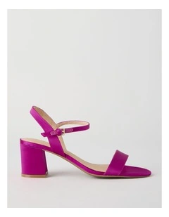 Rozz Sandal in Very Berry