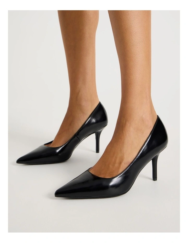 Victoria Heeled Shoes in Black image 2