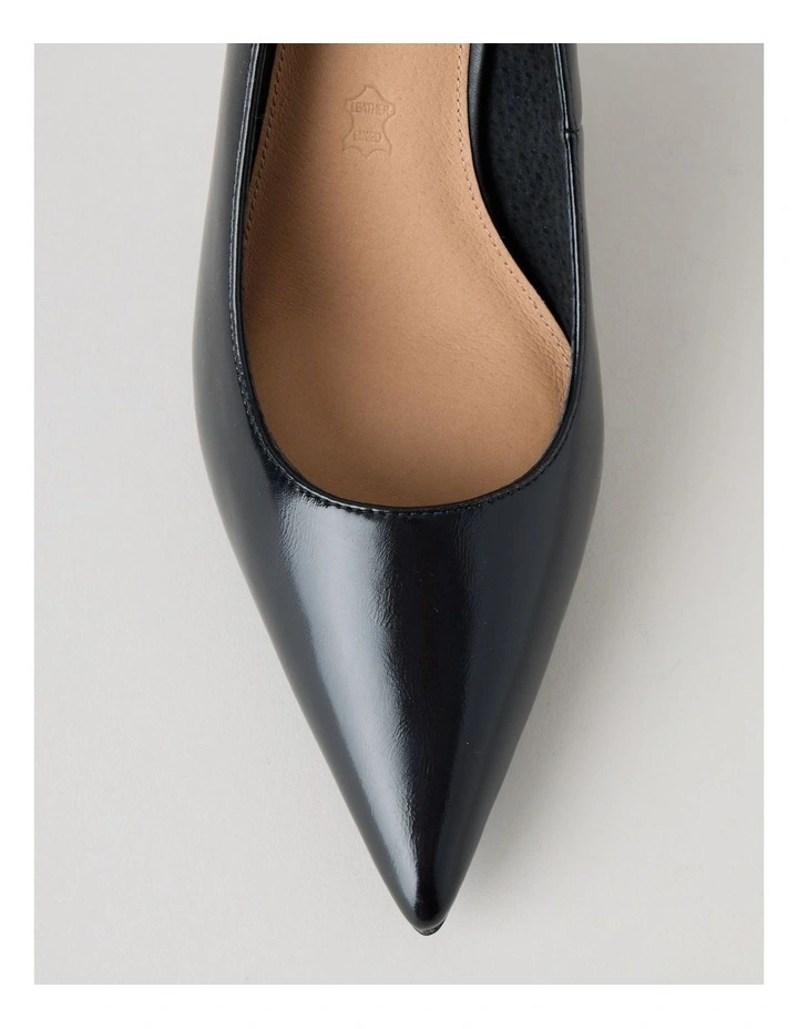 Victoria Heeled Shoes in Black image 7